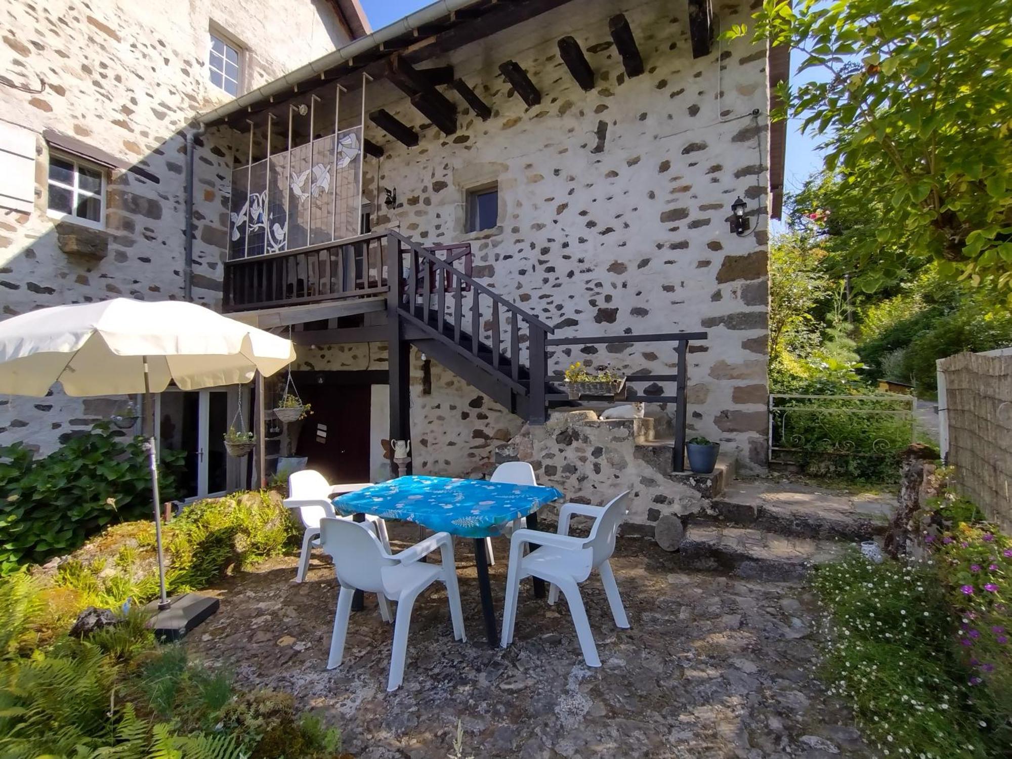 Les Cavaleries Apartment Nonards Exterior photo